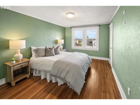 1014 8th Street Astoria OR 97103