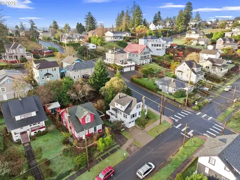 1014 8th Street Astoria OR 97103