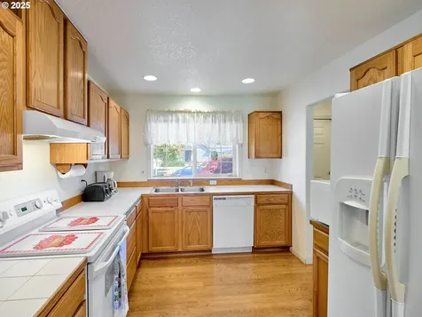 102 Ashley Court Dayton OR 97114