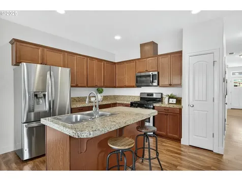 37821 Killarney Street Sandy OR 97055