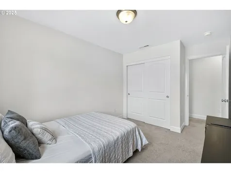37821 Killarney Street Sandy OR 97055