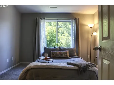 2775 SE 75th Avenue Hillsboro OR 97123