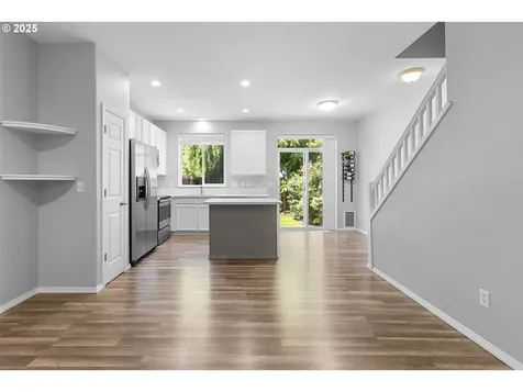 2775 SE 75th Avenue Hillsboro OR 97123