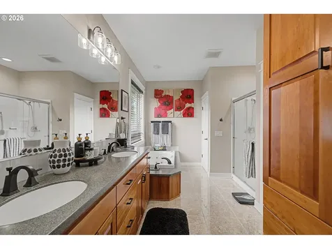 2352 NW Jefferson Way Mcminnville OR 97128
