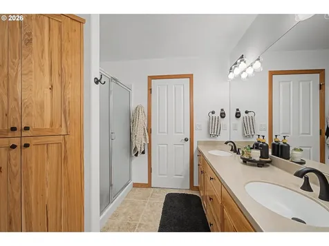 2352 NW Jefferson Way Mcminnville OR 97128