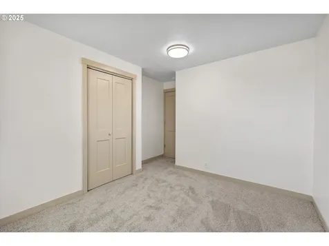 503 Pearl Street Oregon City OR 97045