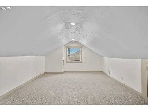 503 Pearl Street Oregon City OR 97045