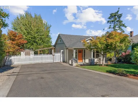 503 Pearl Street Oregon City OR 97045