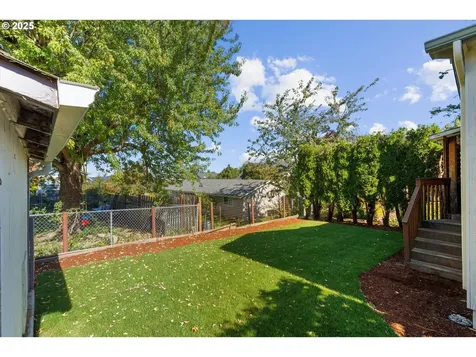 503 Pearl Street Oregon City OR 97045