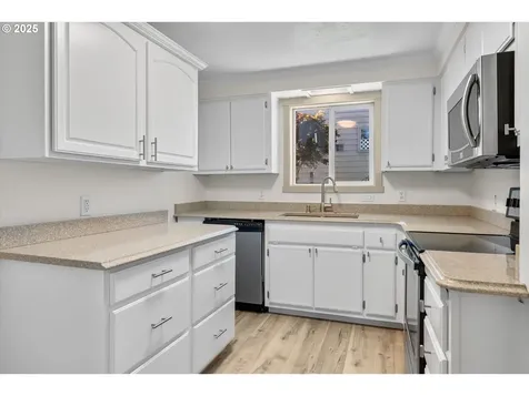 503 Pearl Street Oregon City OR 97045