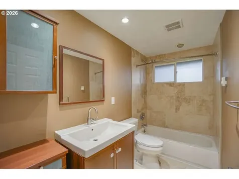 15312 NE 43rd Street Vancouver WA 98682