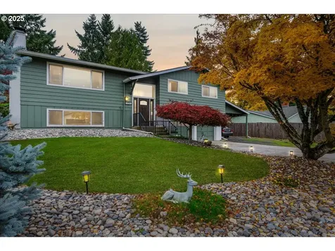 9617 NW Golden Avenue Vancouver WA 98665