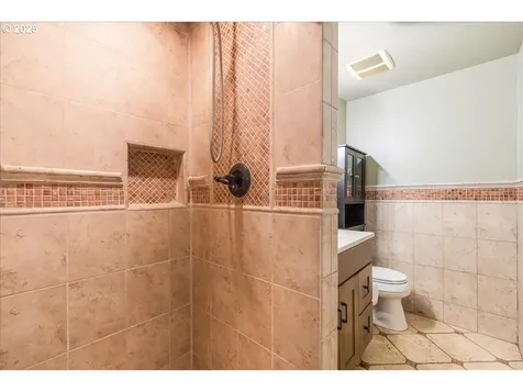 9617 NW Golden Avenue Vancouver WA 98665