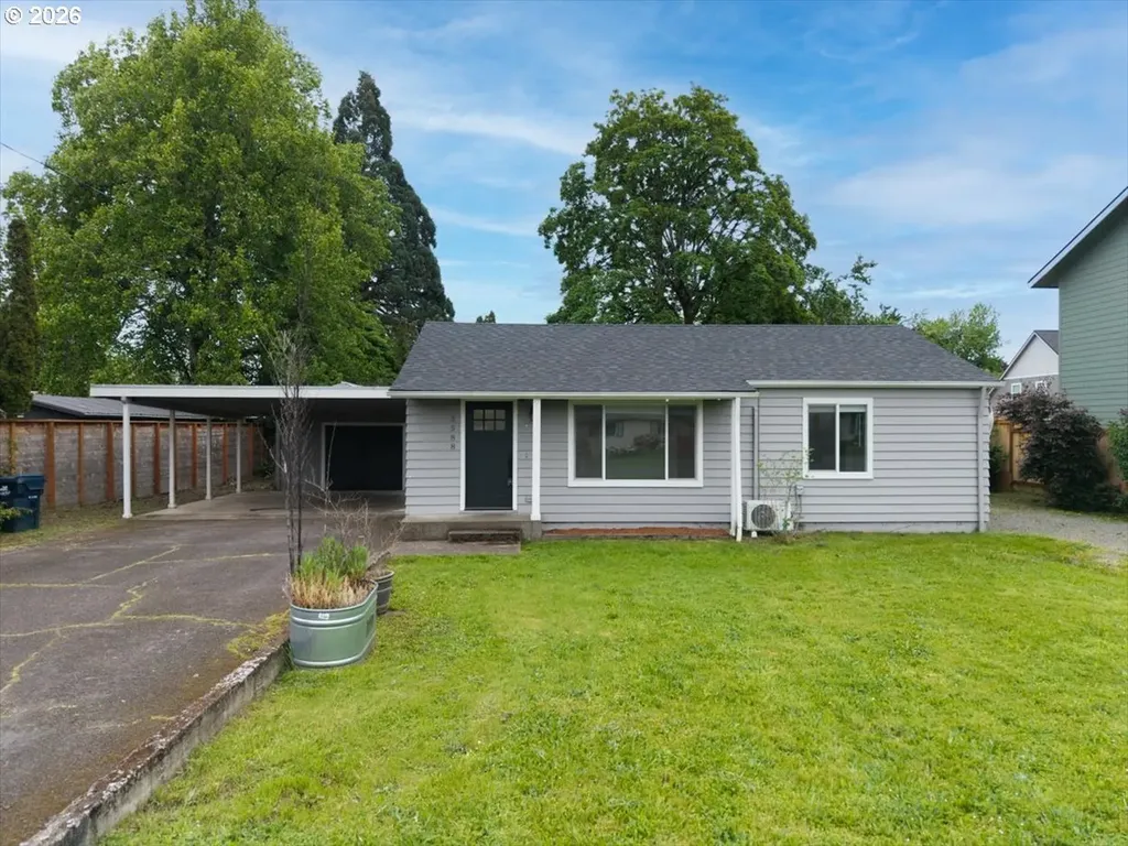 3588 Sisters View Avenue Eugene OR 97401