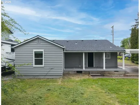 3588 Sisters View Avenue Eugene OR 97401