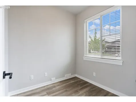 6429 SE Provence Street Hillsboro OR 97123