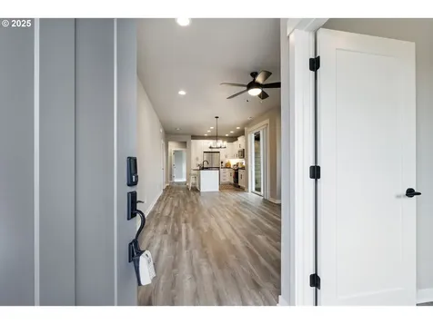 6429 SE Provence Street Hillsboro OR 97123