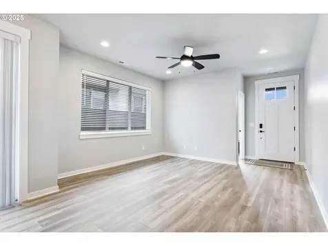 6429 SE Provence Street Hillsboro OR 97123