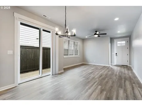 6429 SE Provence Street Hillsboro OR 97123