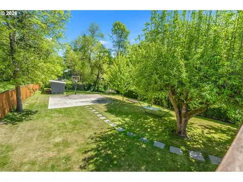 8370 SW 74th Avenue Portland OR 97223
