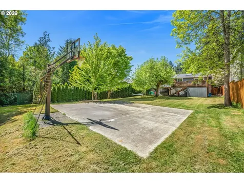 8370 SW 74th Avenue Portland OR 97223