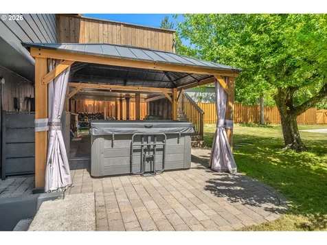8370 SW 74th Avenue Portland OR 97223