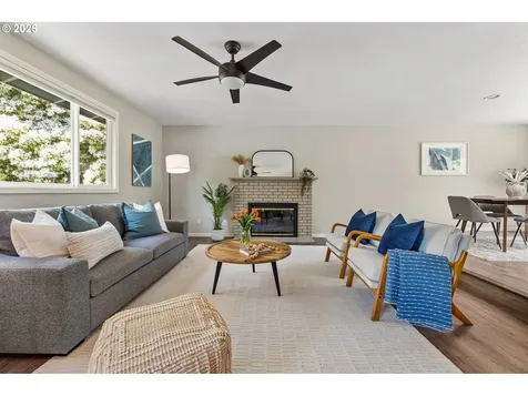 8370 SW 74th Avenue Portland OR 97223
