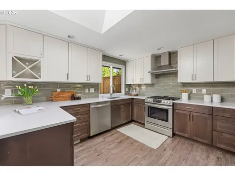 8370 SW 74th Avenue Portland OR 97223