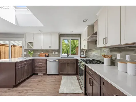 8370 SW 74th Avenue Portland OR 97223