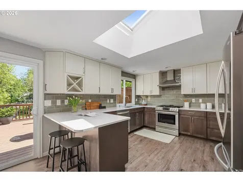 8370 SW 74th Avenue Portland OR 97223