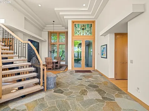 1153 SW Fairfax Place Portland OR 97225