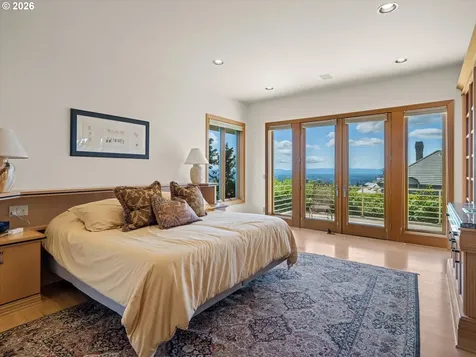 1153 SW Fairfax Place Portland OR 97225