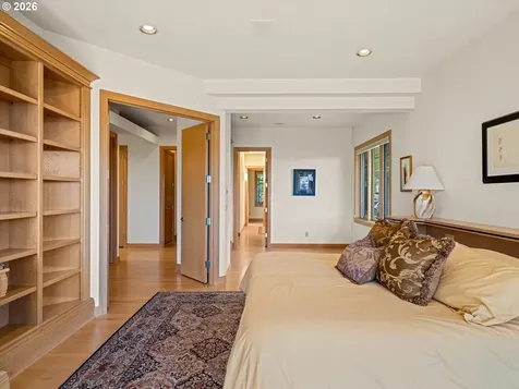 1153 SW Fairfax Place Portland OR 97225