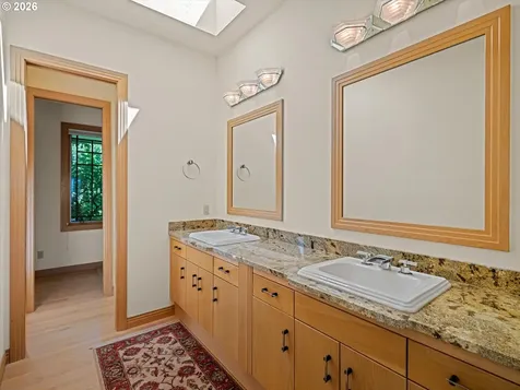 1153 SW Fairfax Place Portland OR 97225
