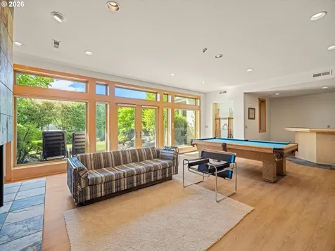 1153 SW Fairfax Place Portland OR 97225