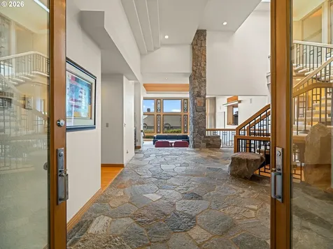1153 SW Fairfax Place Portland OR 97225