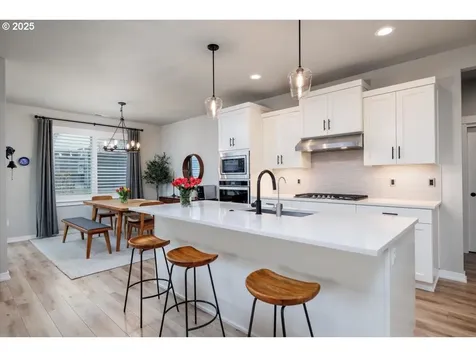 8190 SE Hayloft Street Hillsboro OR 97123