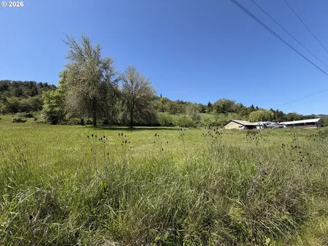 232 Marilyn Street Roseburg OR 97470