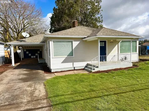 8415 SE Hinkley Avenue Happy Valley OR 97086