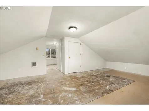 335 W Exeter Street Gladstone OR 97027
