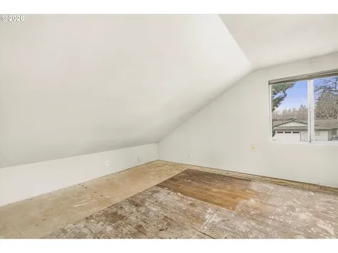 335 W Exeter Street Gladstone OR 97027