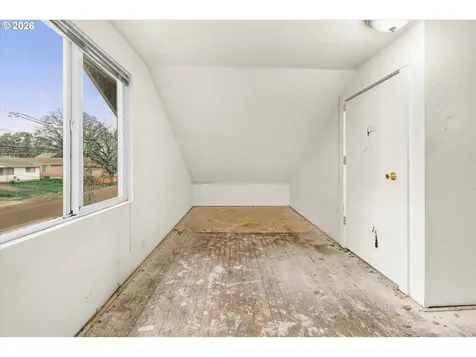 335 W Exeter Street Gladstone OR 97027