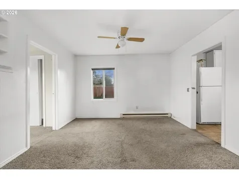 335 W Exeter Street Gladstone OR 97027