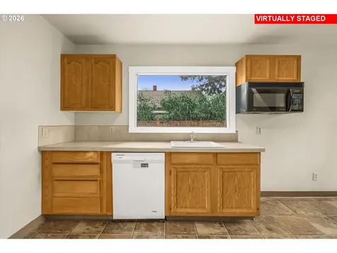 335 W Exeter Street Gladstone OR 97027