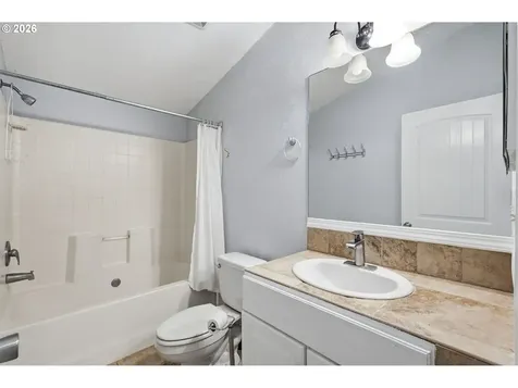 621 Westlog Street Yoncalla OR 97499