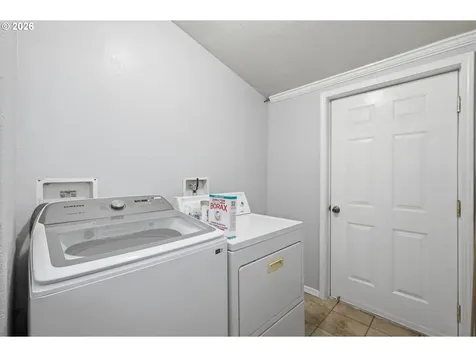 621 Westlog Street Yoncalla OR 97499