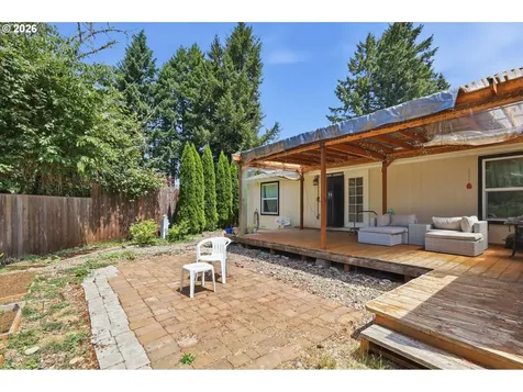 621 Westlog Street Yoncalla OR 97499