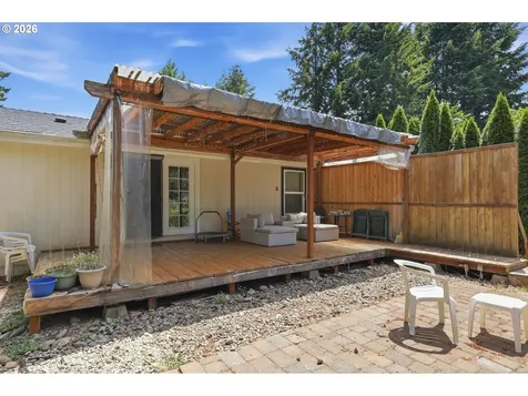 621 Westlog Street Yoncalla OR 97499