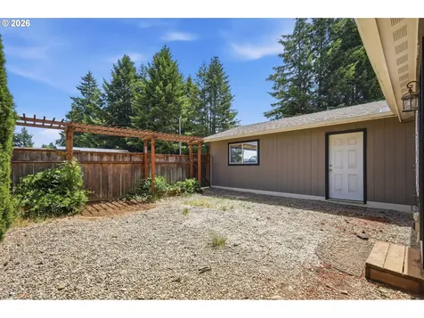 621 Westlog Street Yoncalla OR 97499