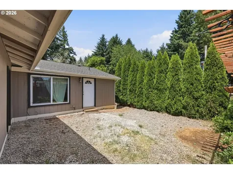 621 Westlog Street Yoncalla OR 97499